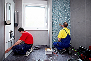 Badsanierung vom Fachmann. Bild: Vereinigung Deutsche Sanitärwirtschaft (VDS) Badsanierung vom Fachmann. Bild: Vereinigung Deutsche Sanitärwirtschaft (VDS)